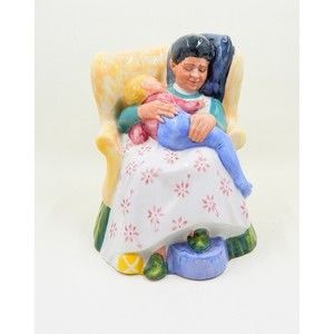 Royal Doulton Sweet Dreams Figurine Mother Child Asleep Statue HN 2380